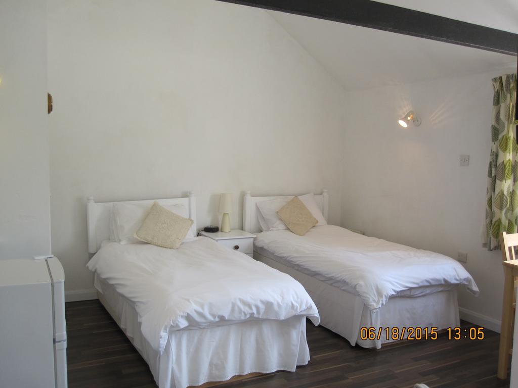 פטרבורו Barn Lodge מראה חיצוני תמונה